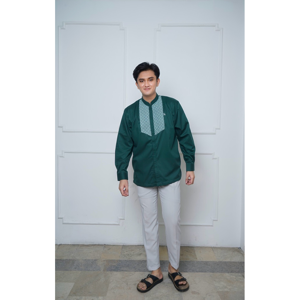 Baju Koko Pria Alzam Hijau Botol Motif Batik Hijau Putih - AR Rauf Collection
