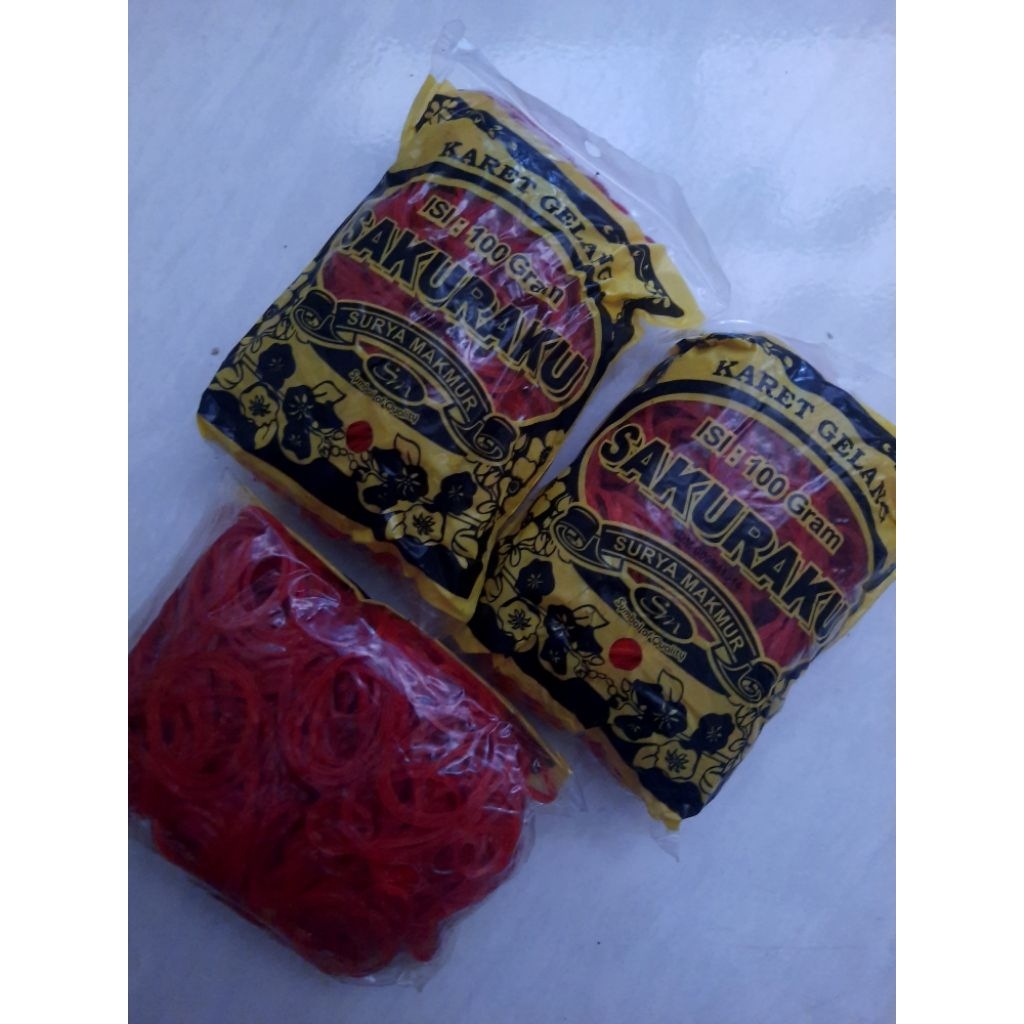 

Karet Gelang Merah Sakura