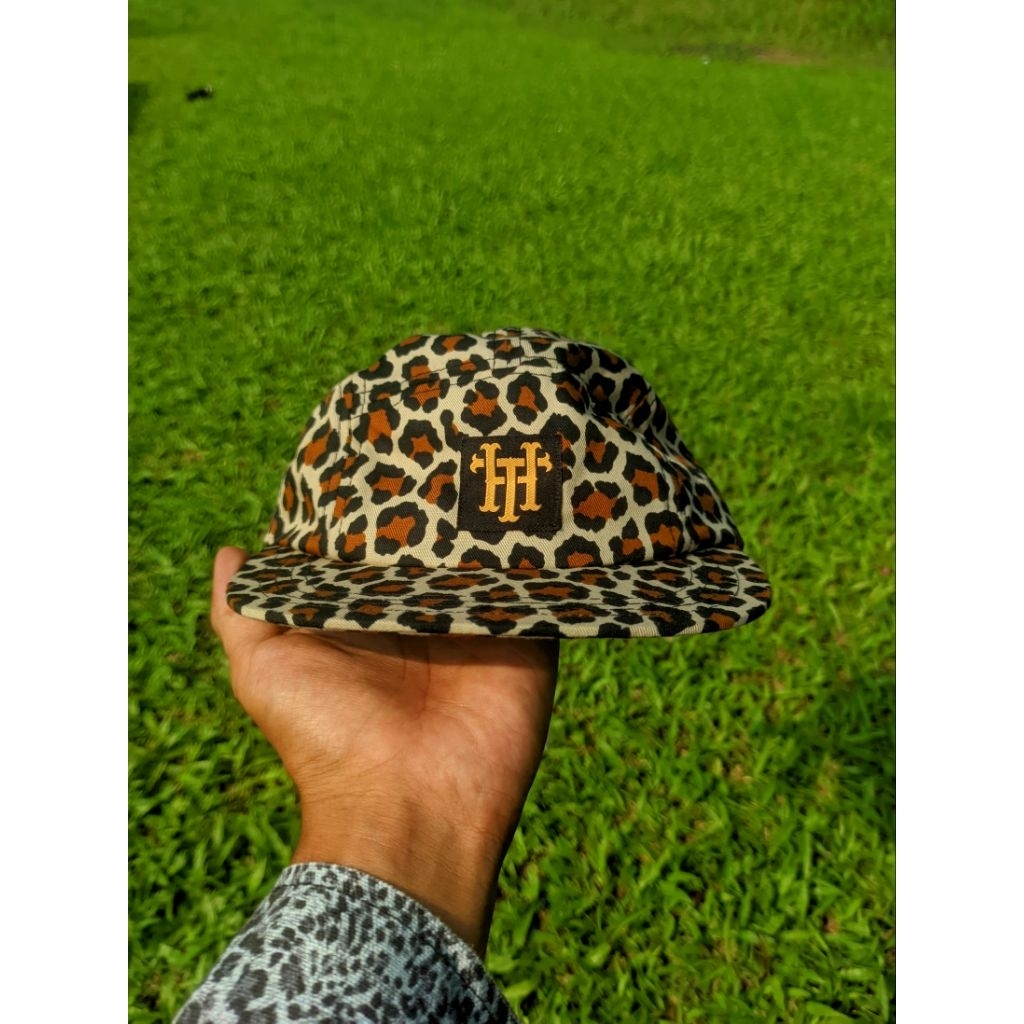 6 PANEL LEOPARD THANKSINSOMNIA