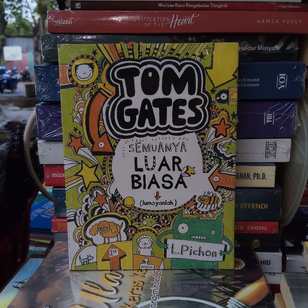 Buku Original • TOM GATES - Semuanya Luar Biasa / L. PICHON