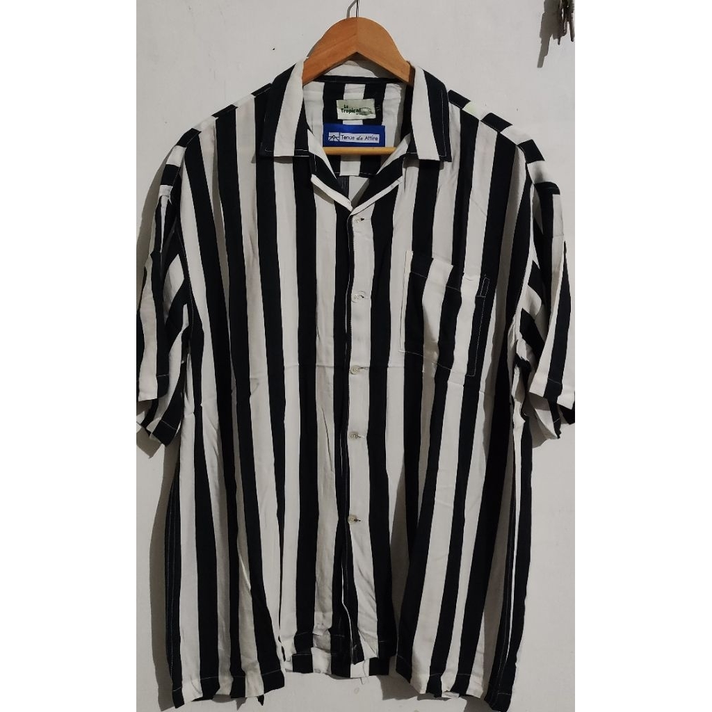 shirt Tenue de Attire