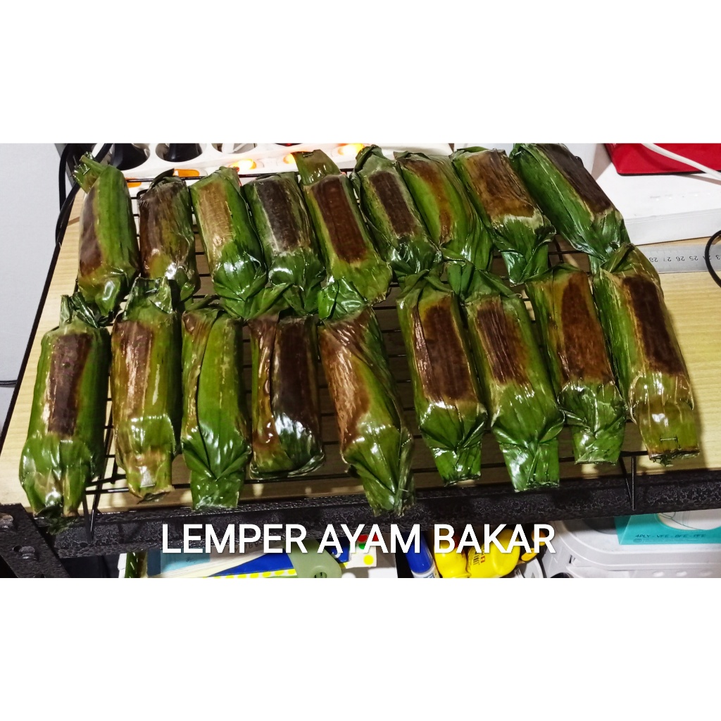 

LEMPER AYAM BAKAR JUMBO