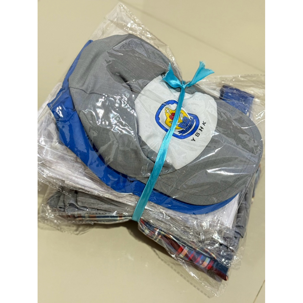 PRELOVED SERAGAM TK YBHK TARSISIUS DAMAI YAYASAN BUNDA HATI KUDUS