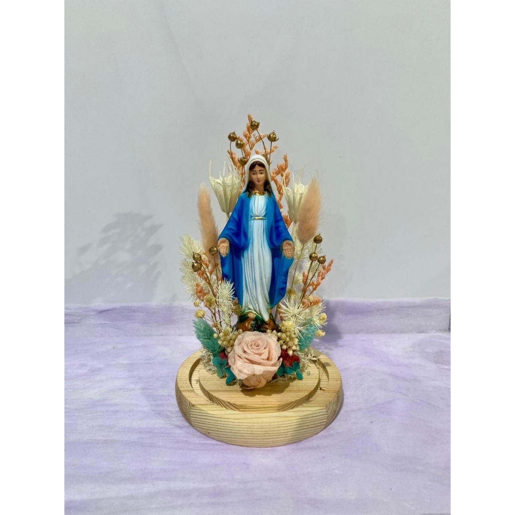 Virgin Mary Glass Dome | Patung Bunda Maria with Dried Flower