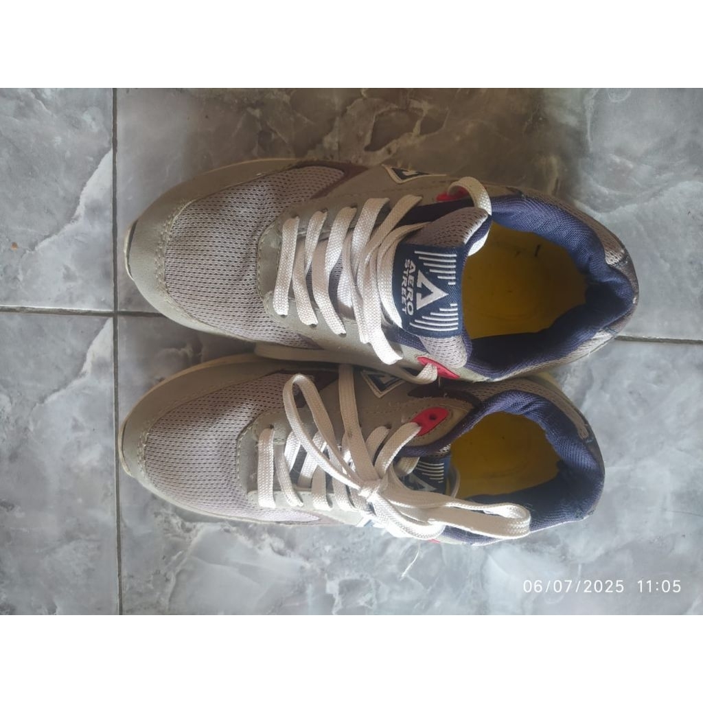 preloved sepatu aerostreet