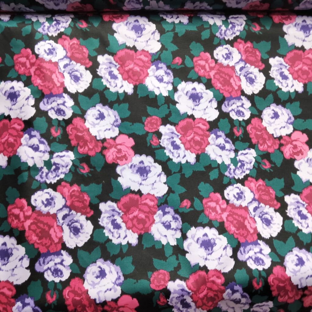 KAIN KATUN TWILL PREMIUM IMPORT MOTIF BUNGA MAWAR