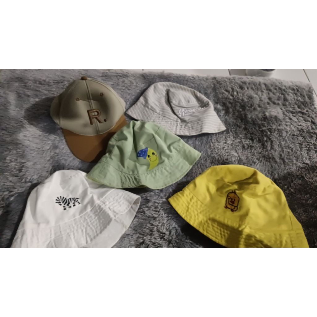 Preloved topi anak