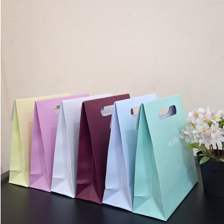 

Elzatta Handle Bag Box Hampers Kertas Kado terbaru new packaging collection yang trendy kotak kado hijab bungkus kado premium