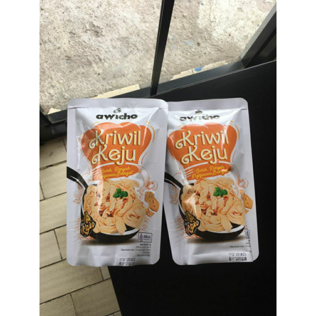 

Awicho Keju Kriwil pouch