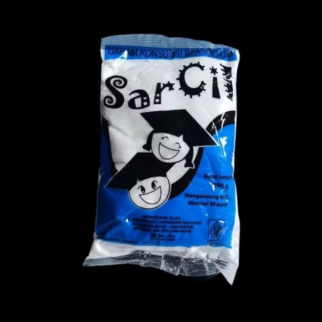 

Sarcil Garam Halus Konsumsi beryodium 250 gram - Garam Dapur Aman Dan Sehat Untuk Masakan Sehari-Hari