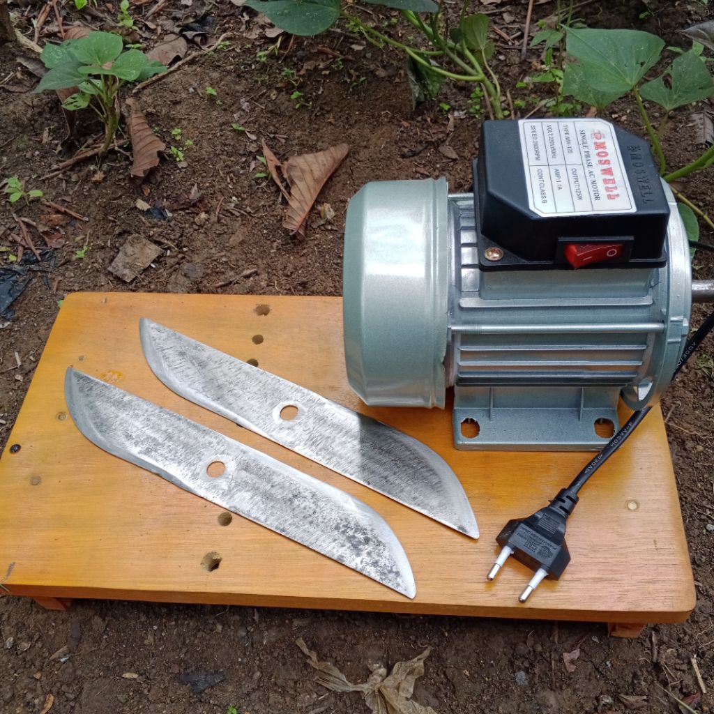 pisau pencacah rumput dan dinamo