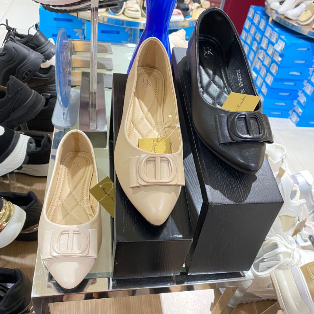 YONGKI KOMALADI ‼️ sepatu wanita flat shoes comfort