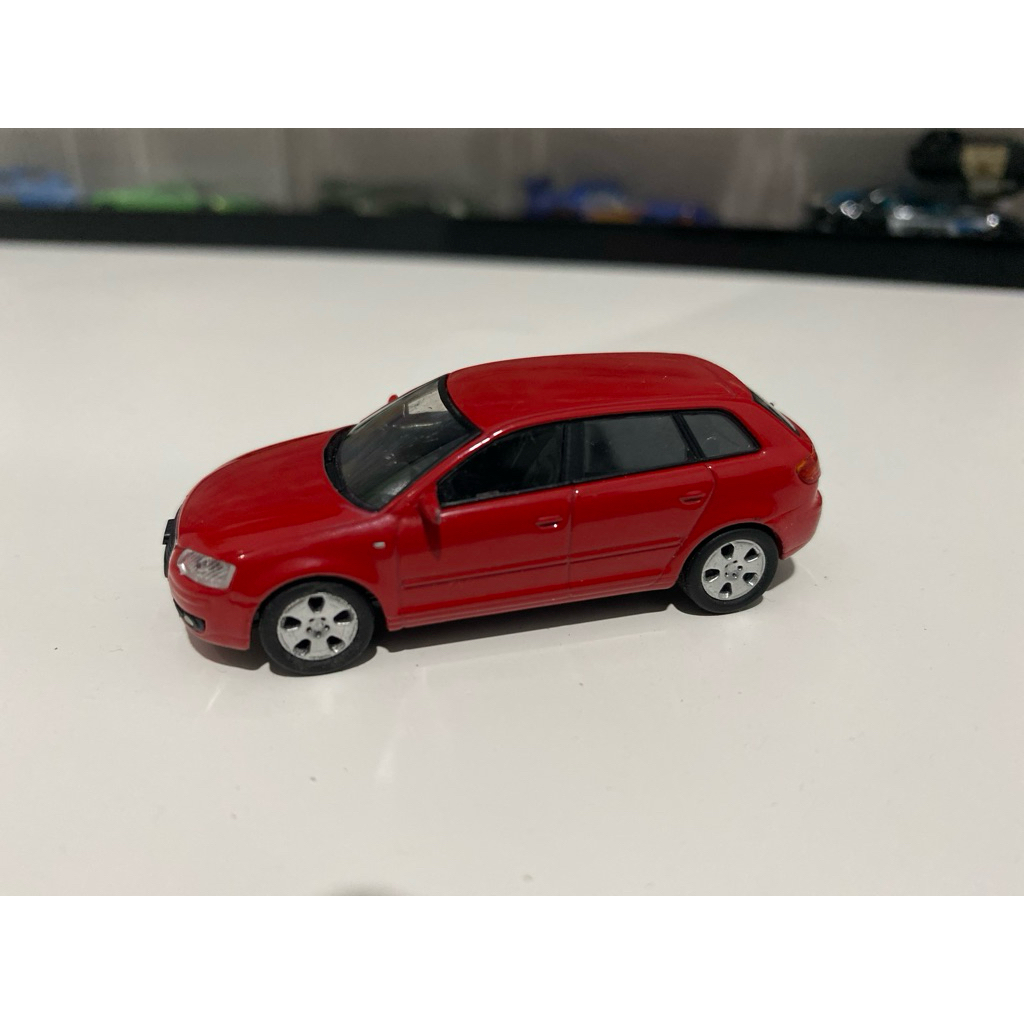 Kyosho Audi A3 Sportback Red Loose JUNK