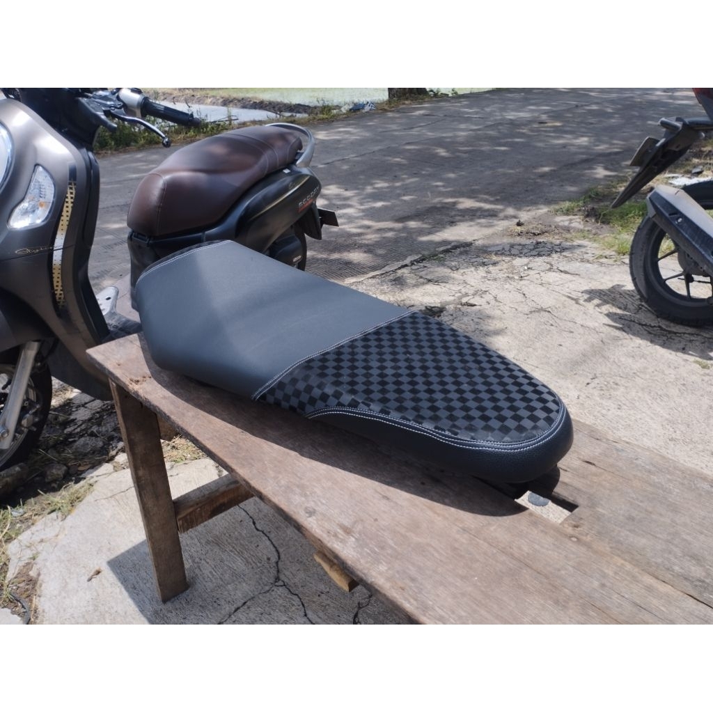 Jok motor mio J doubel trep / Jok Mio J kulit mbtech halus kombinasi catur