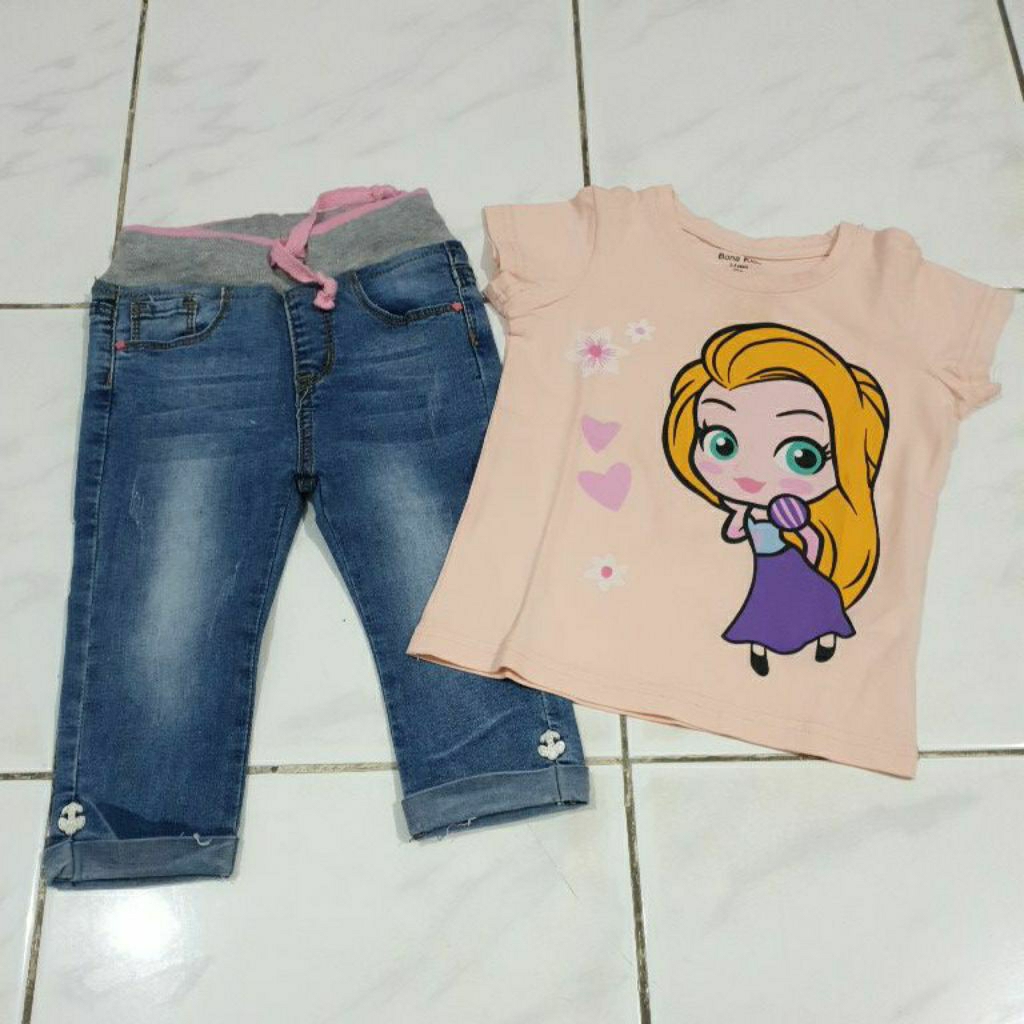Preloved Setelan Baju Jalan Jeans Anak Perempuan
