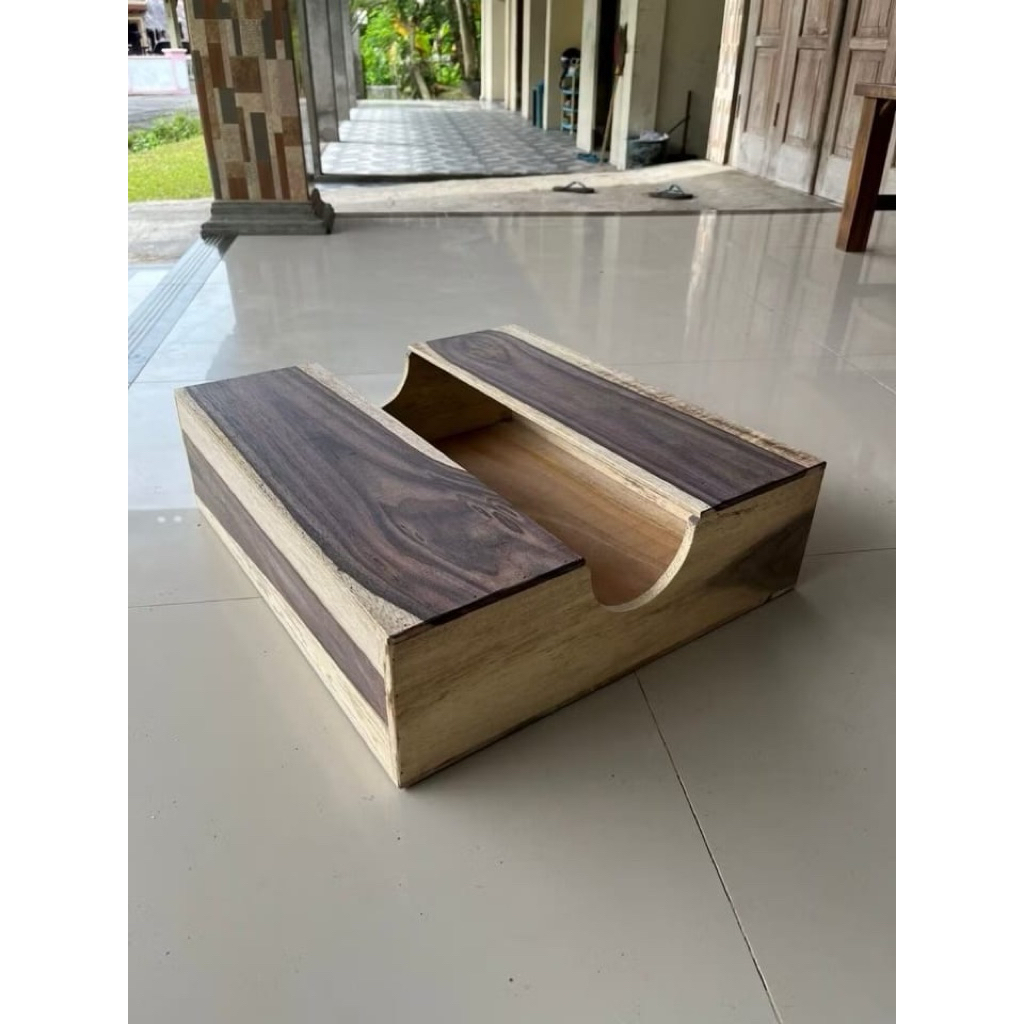 tatakan kwin kucing cebol