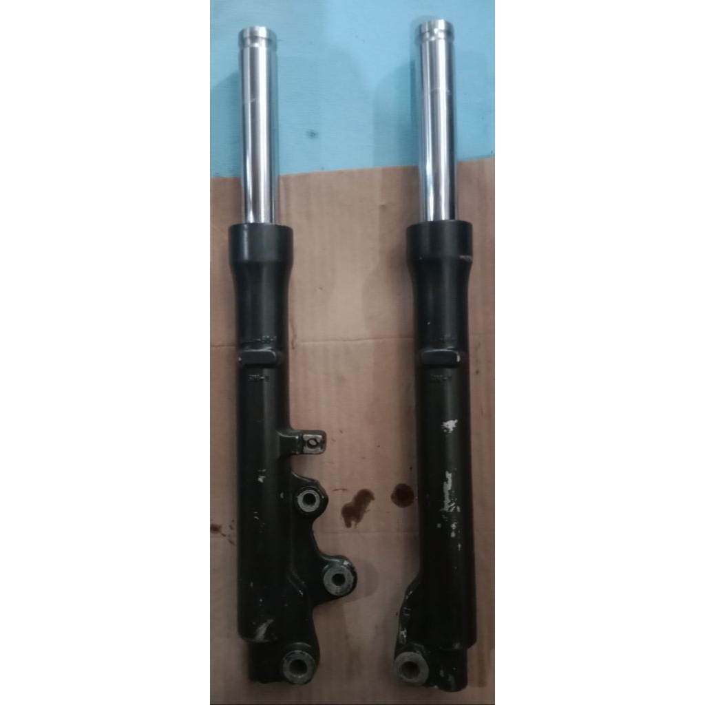 shock breaker depan Suzuki spin 125