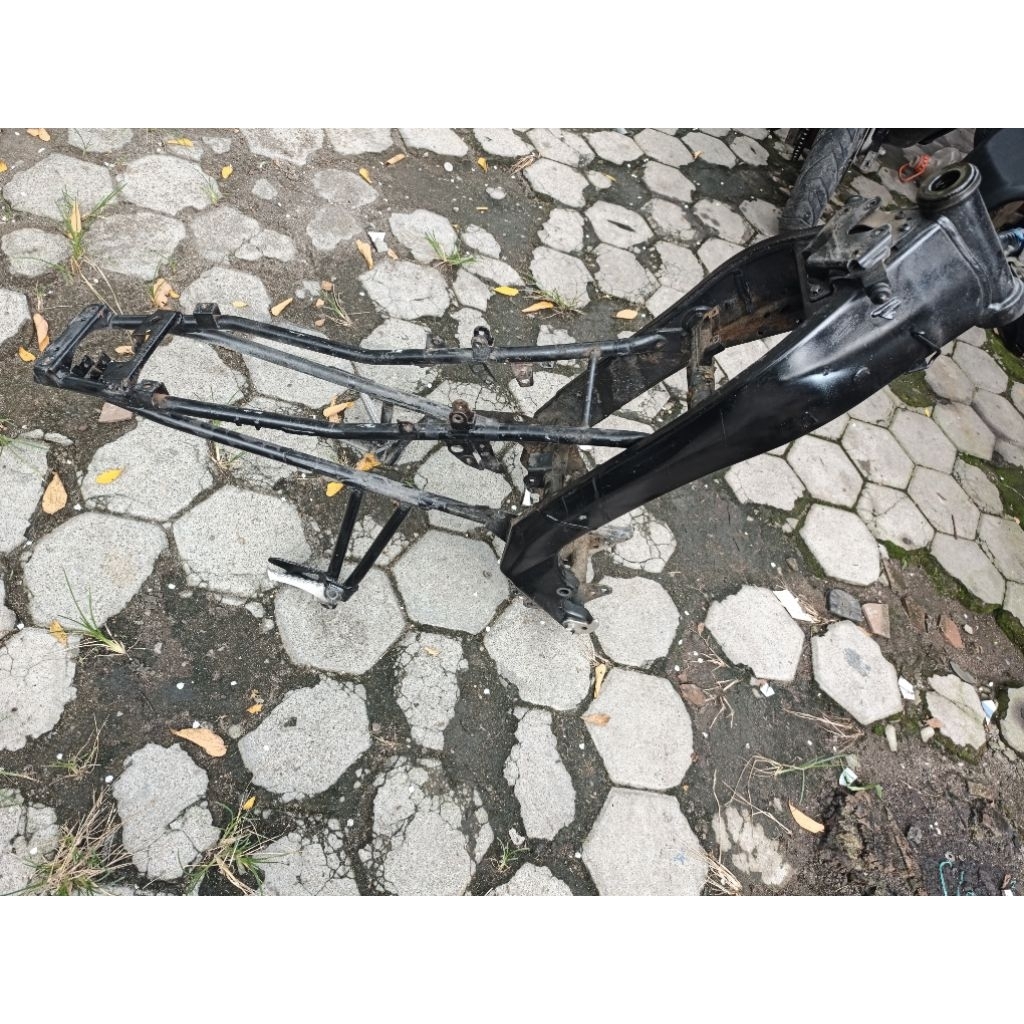 RANGKA/DELTABOX VIXION NEW CAT ULANG