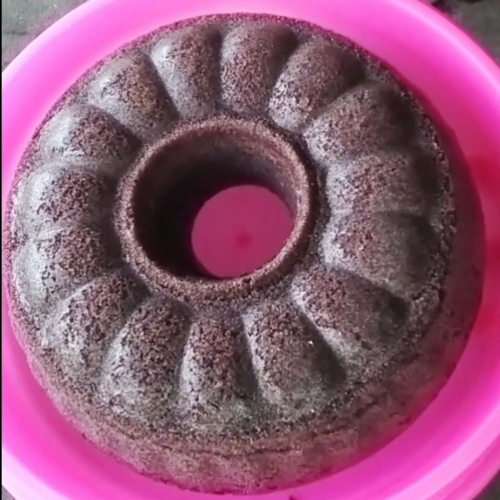 

PO bolu ketan hitam lumer diameter 14cm dan 22cm