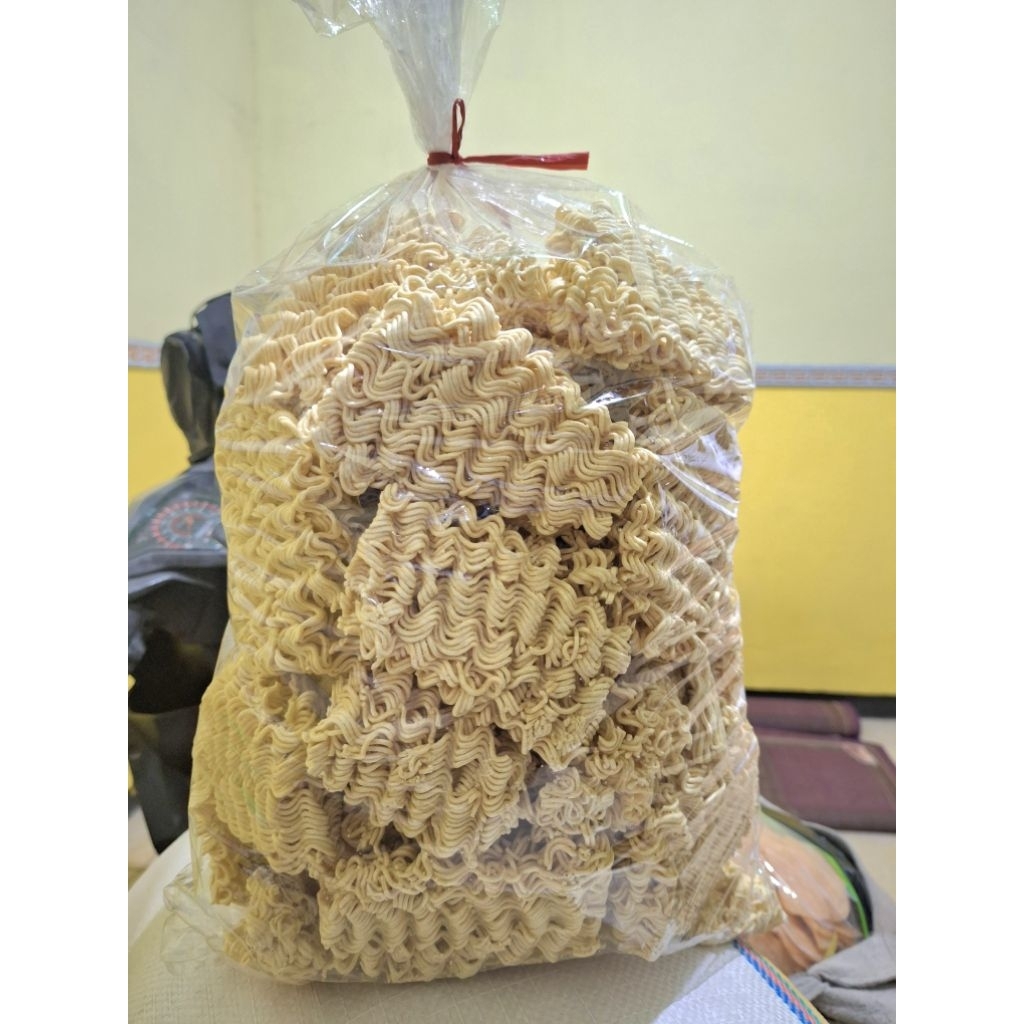 

MI SORTIRAN PABRIK | MIE INSTAN SORTIRAN PABRIK | MIE GORENG MURAH DAN ENAK