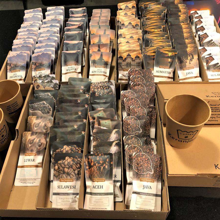 

Kopi Paket Lengkap Sederhana Kopi Original Sachet Small Praktis Coffee Minuman Instan