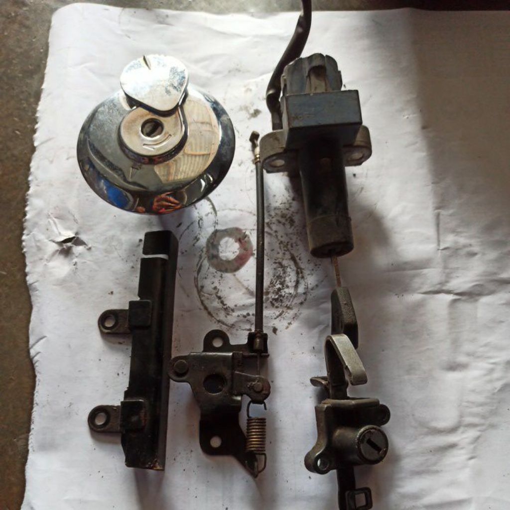 Kunci set jok original tiger revo kondisi bagus