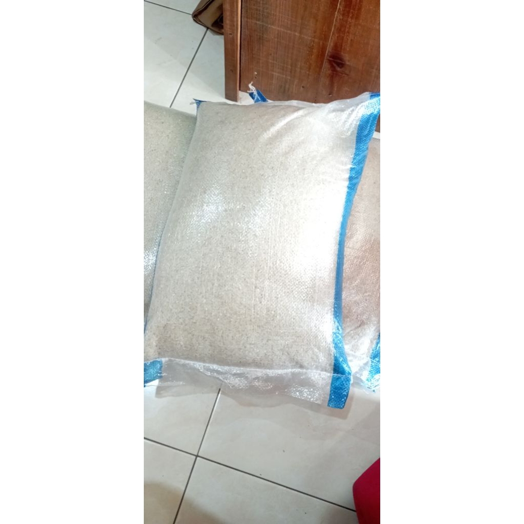 

beras melon polos selip 10kg