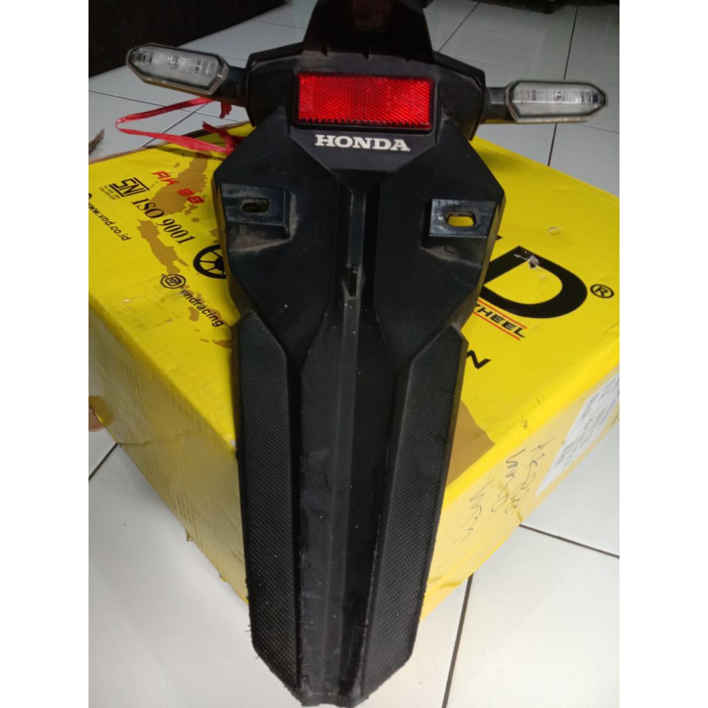 spakbor belakang vario new