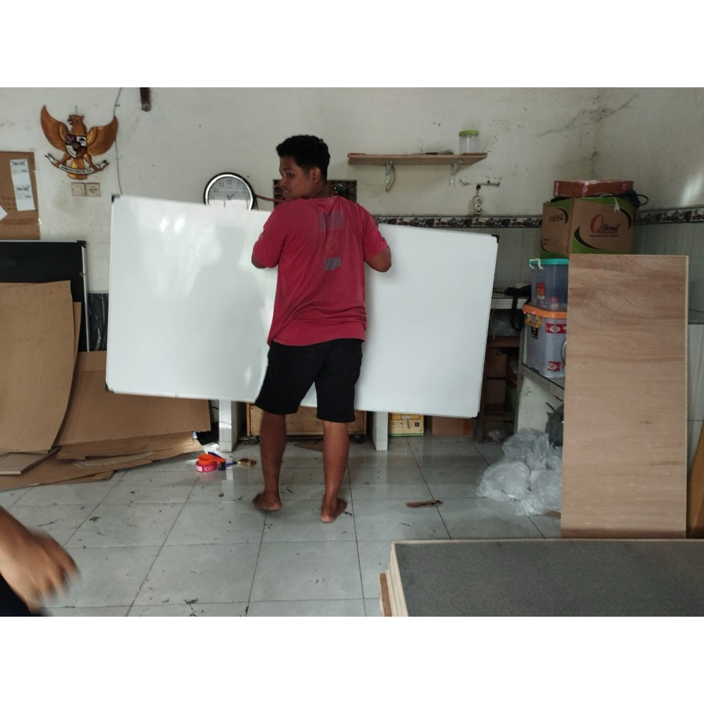 

whiteboard formika 100x150cm
