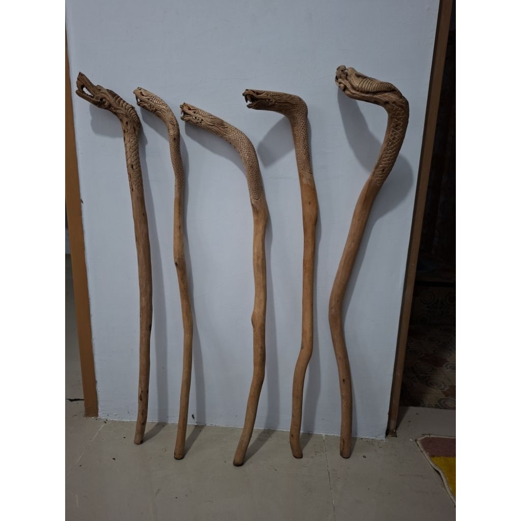 tongkat jalan kayu stigi asli ukir naga