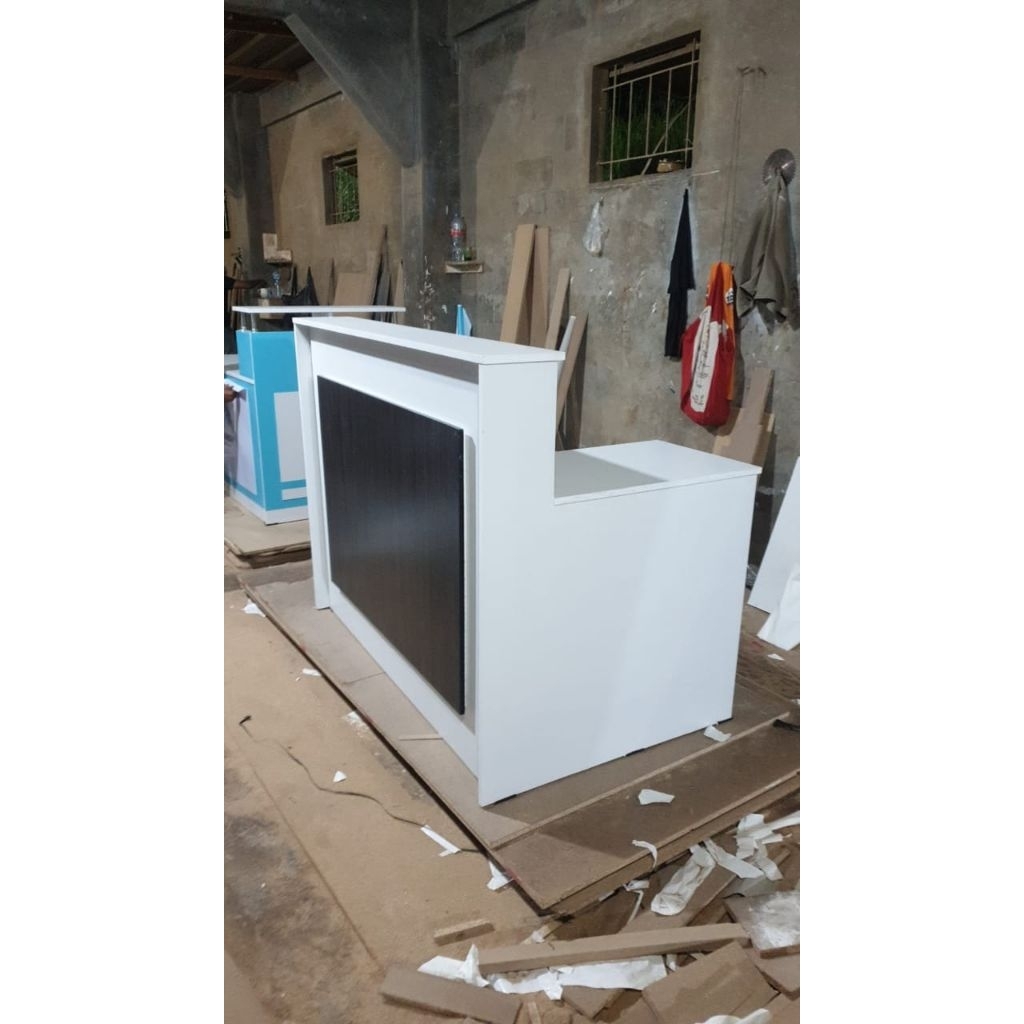 Meja kasir/minimarket