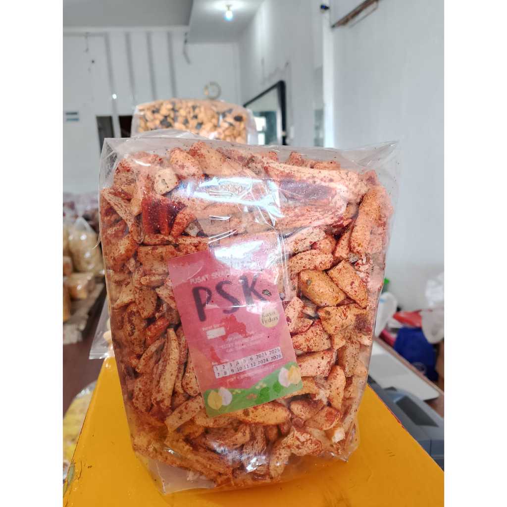 

Pusat Snack Kiloan - Basreng Pedas Daun Jeruk 1kg