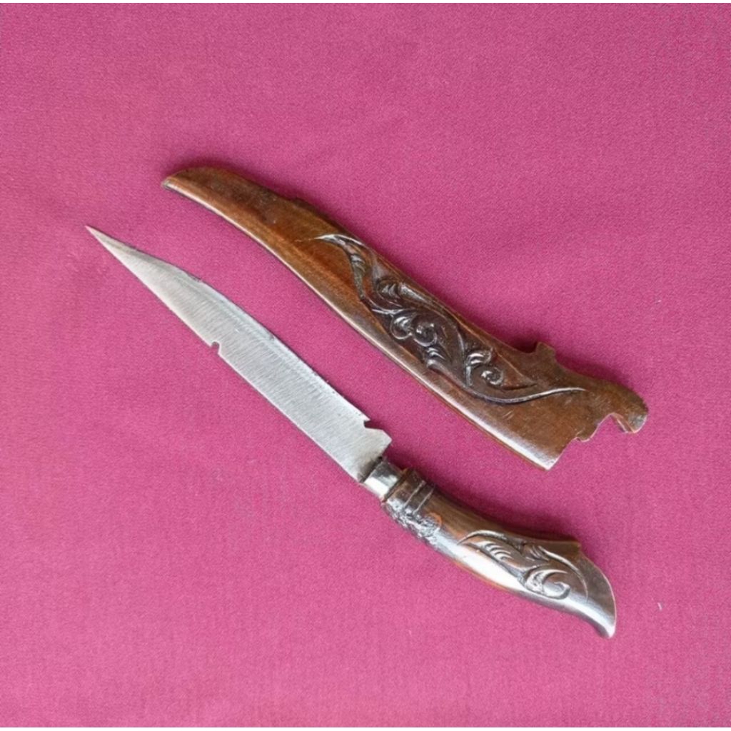 Pisau Ukir Tradisional Gagang & Sarung Kayu Ukiran Etnik - Koleksi Dekoratif