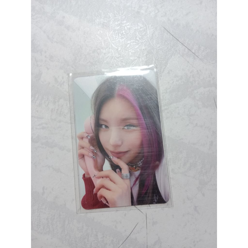 PHOTOCARD OFFICIAL ITZY / YEJI ITZY CRAZY IN LOVE LOCO
