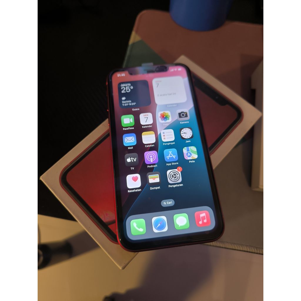 iPhone XR 64GB Merah True Tone FaceID Aman