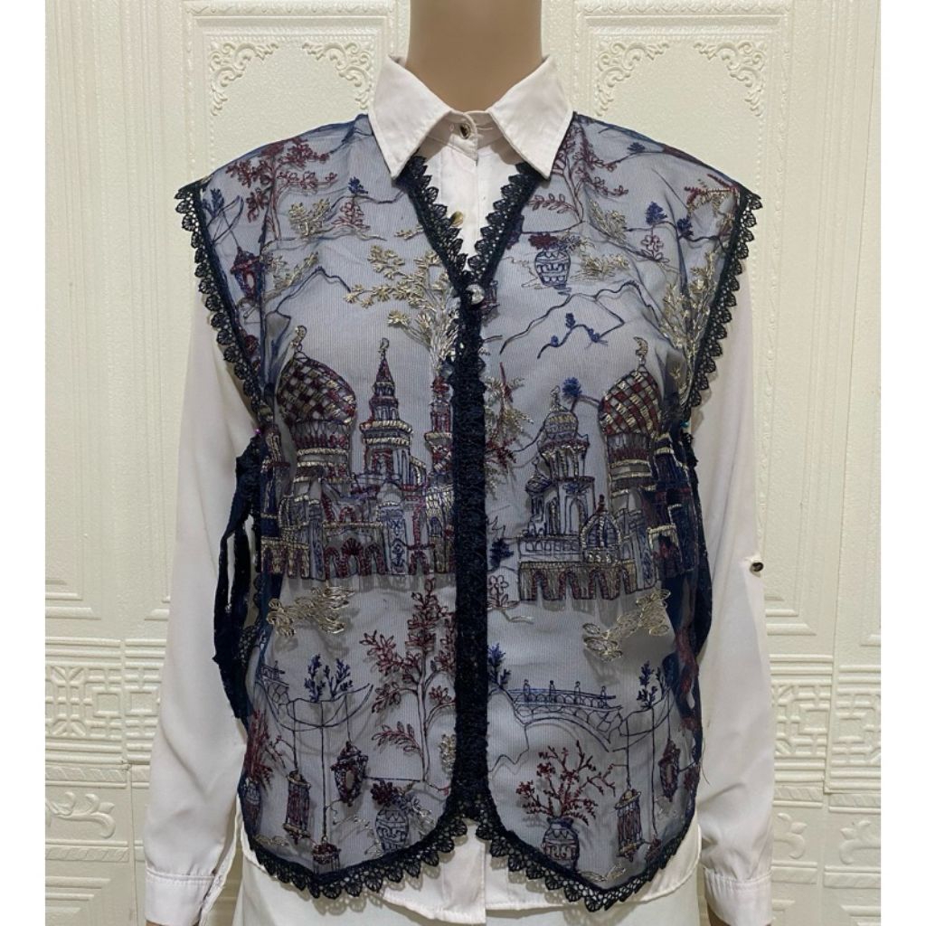 VEST TILE GARDEN//ROMPI BRUKAT//OUTER BROKAT