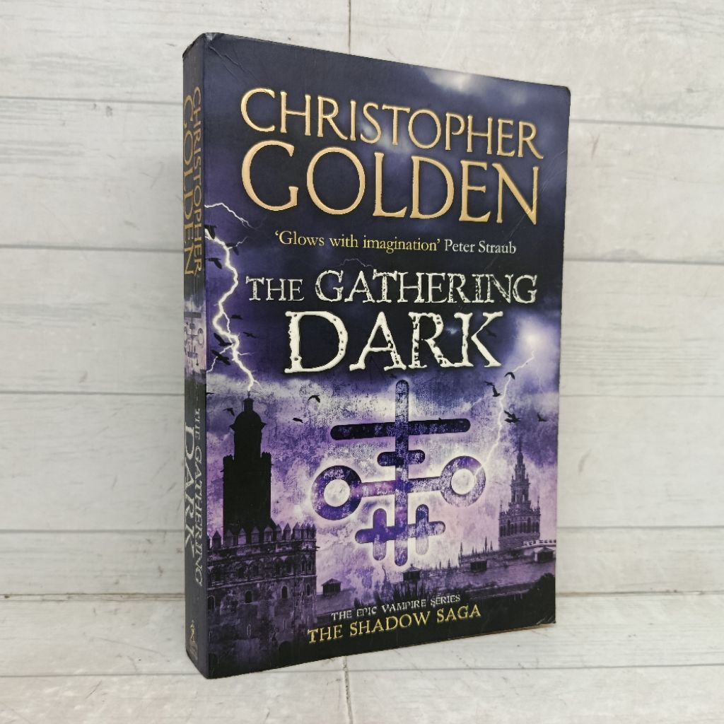 Novel Christopher Golden The Gathering Dark Sofcover