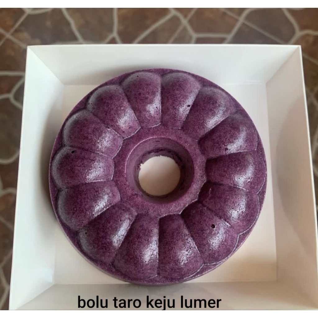

Bolu talas/taro/ube keju lumer uk 13cm
