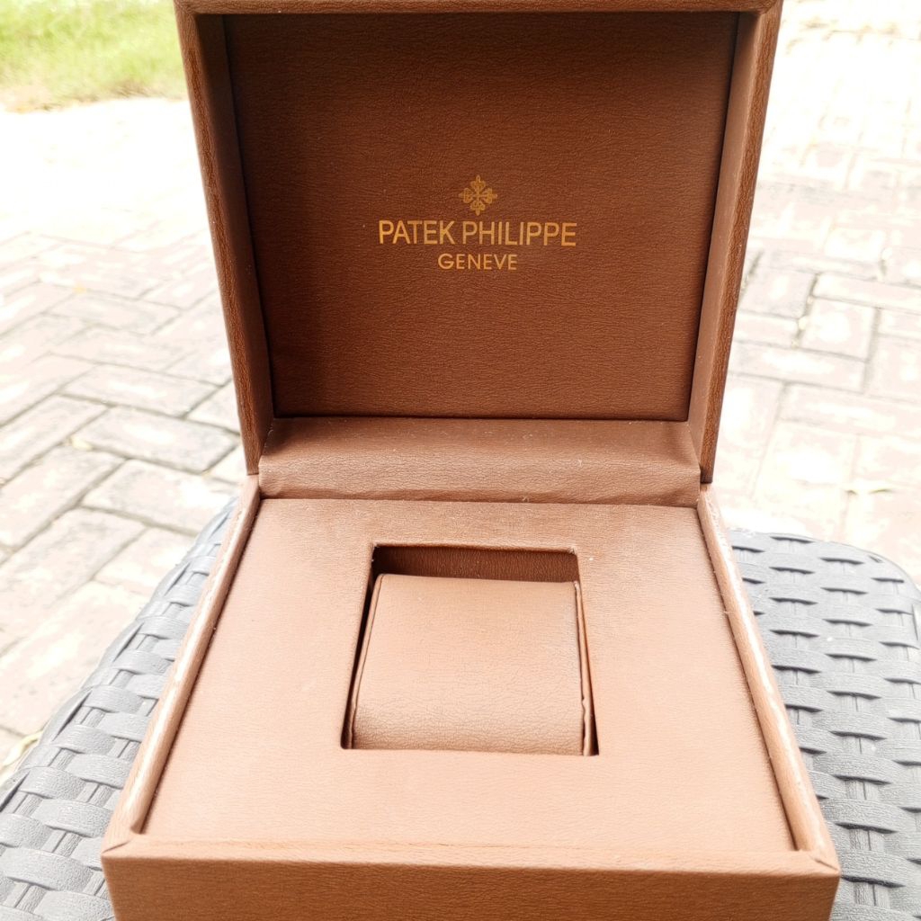 Box jam tangan merk Patek Philippe Geneve