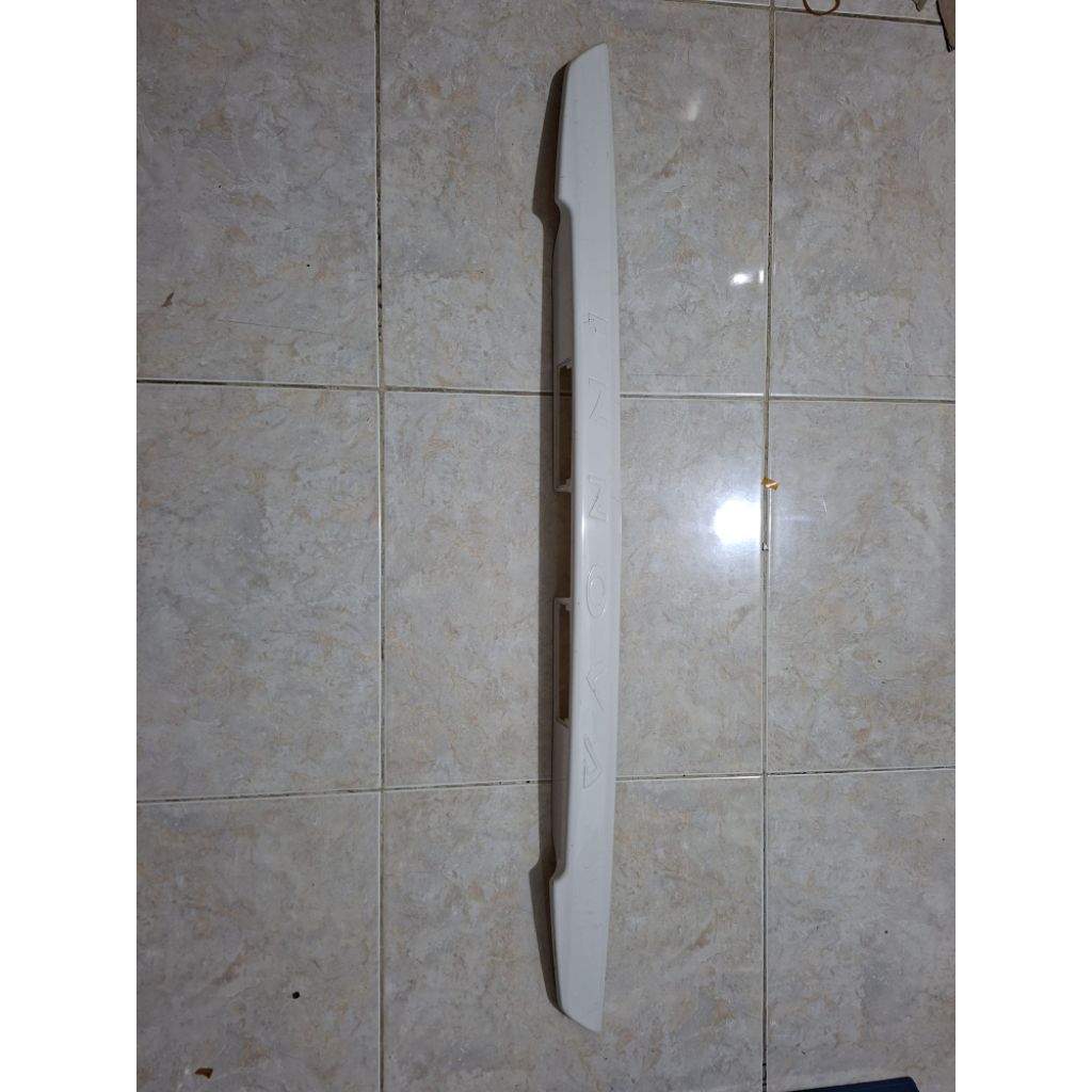 Trunklid bagasi belakang Toyota innova 2004-2015 Original