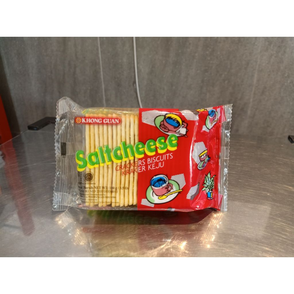 

Khong Guan saltcheese biskuit keju