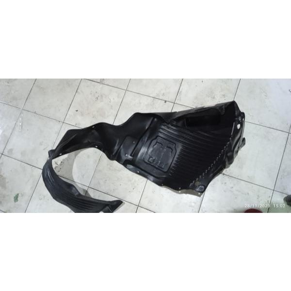 Liner fender xpander 2018 - Depan Kanan