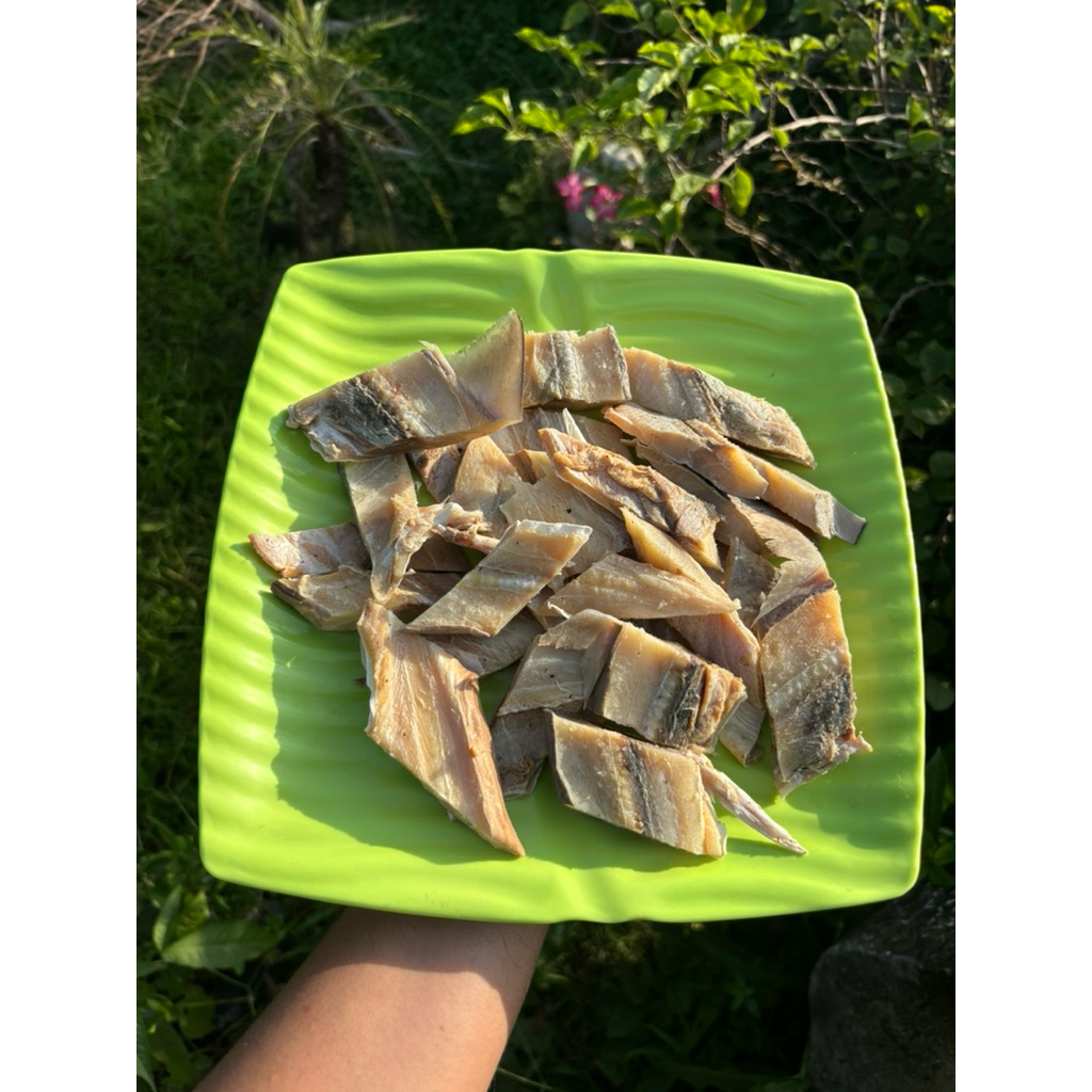 

Ikan Asin Jambal Cucut Potong 500gr