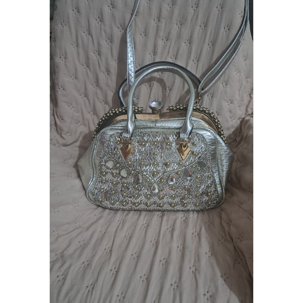 PRELOVED (PL)  TAS  LENGKAP DENGAN DUST BAG