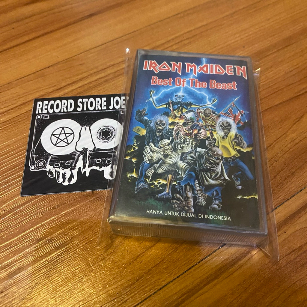 kaset iron maiden - best of the beast