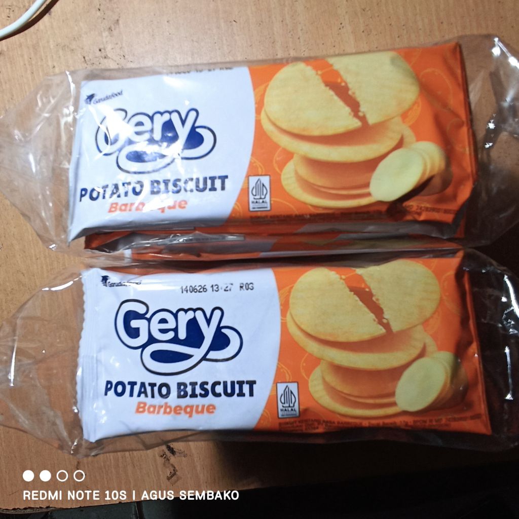 

1 pak gery Potato biskuit original 10s