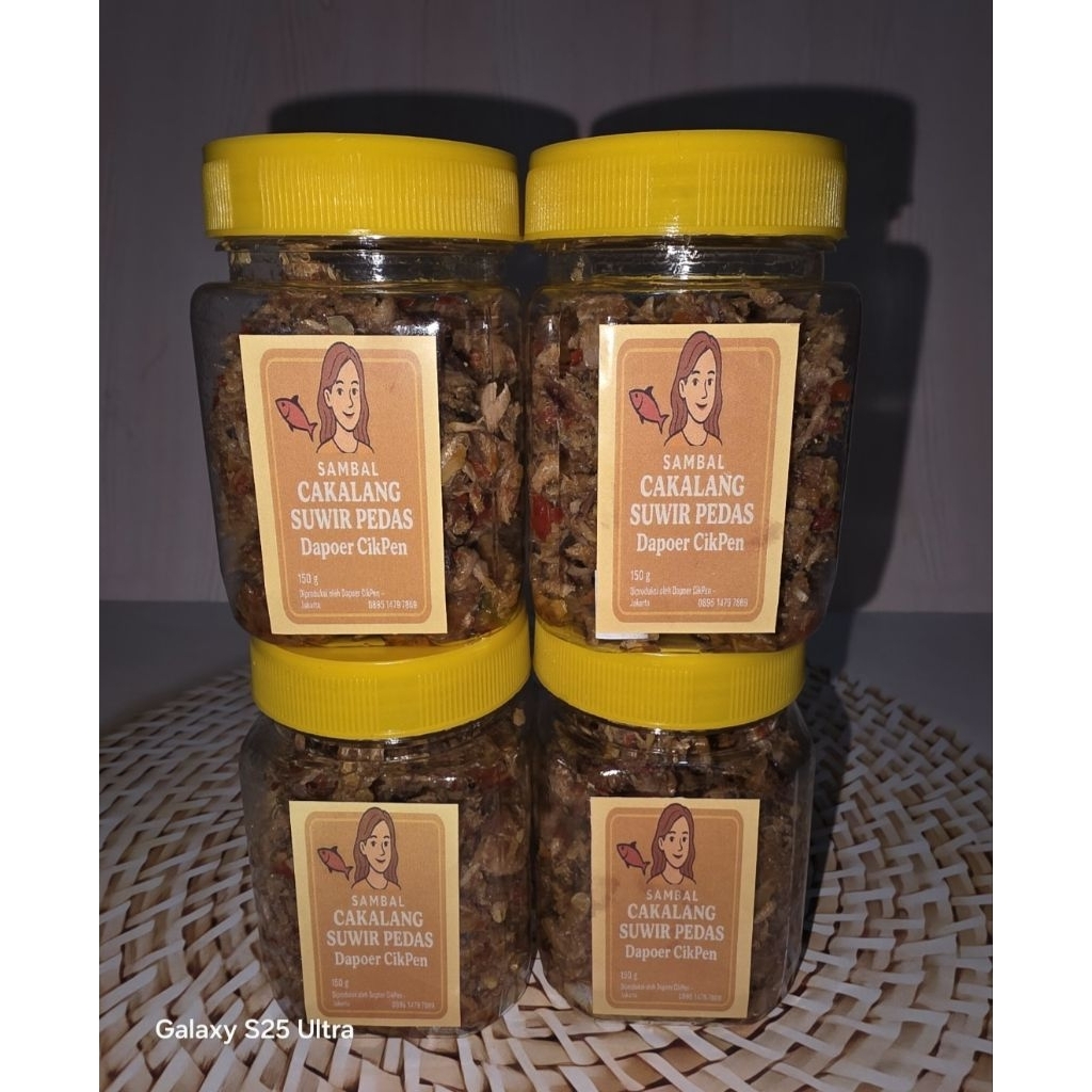 

Sambal Cakalang Suwir Asap pedas by Dapoercikpen