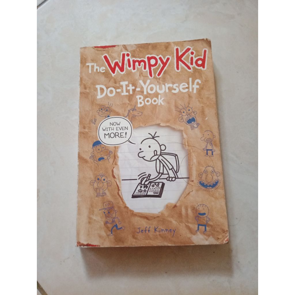 buku the wimpy kid do-it -yourself book-jeff kinney