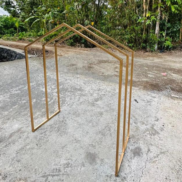 STANDING SEGITIGA GUBUKAN PRASMANAN DEKORASI T 160cm