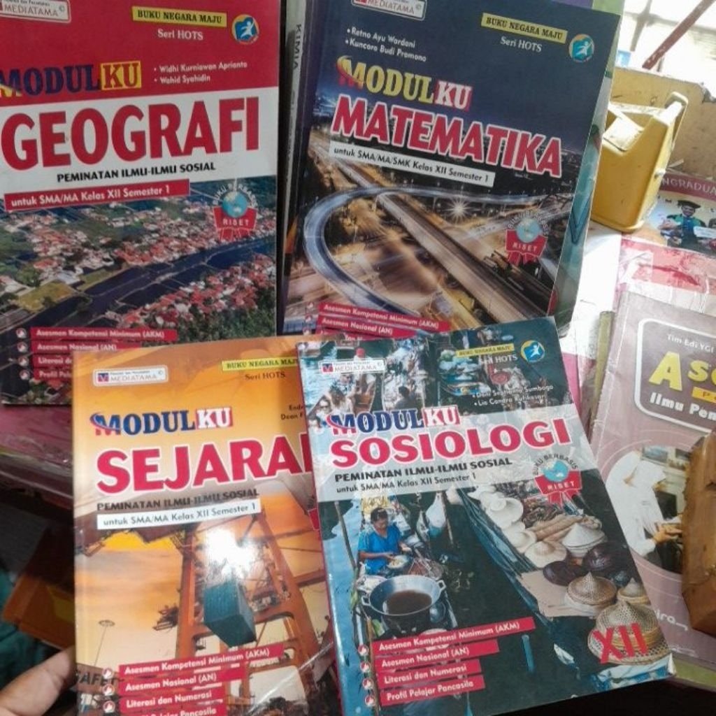 BUKU MODUL KU MATEMATIKA SEMESTER 1,SOSIOLOGI,GEOGRAFI, SEJARAH UNTUK SMA KELAS XII /12/3 PENERBIT M